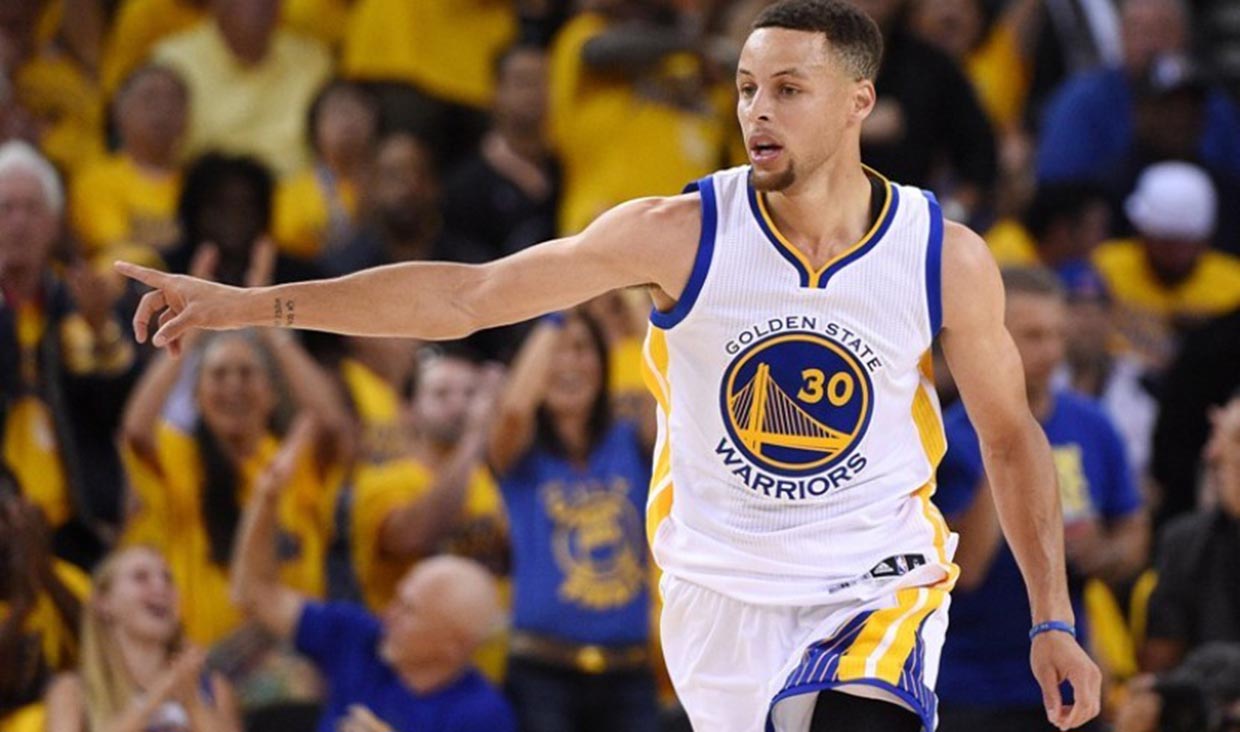 Goks, Kartu Basket Stephen Curry Terjual Rp85 Miliar!